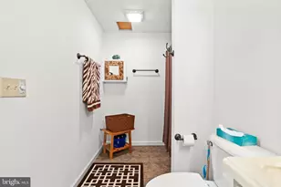 614 W Wynonah Dr, Auburn, PA 17922 - Photo 52