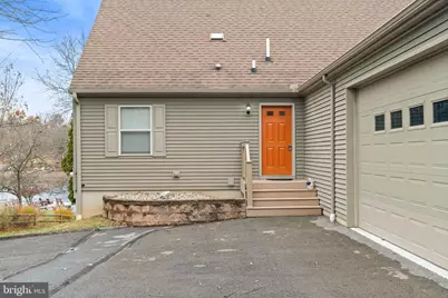 614 W Wynonah Drive, Auburn, PA 17922 - Photo 8