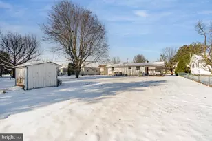 1011 E Main St, Hegins, PA 17938 - Photo 26