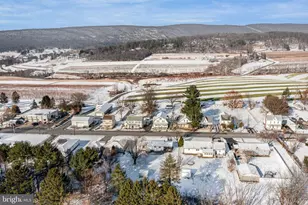 1011 E Main St, Hegins, PA 17938 - Photo 30