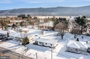 1011 E Main St, Hegins, PA 17938 - Photo 30