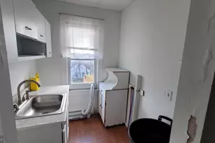 262 Indiana Ave, Shenandoah, PA 17976 - Photo 10