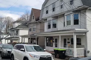 262 Indiana Ave, Shenandoah, PA 17976 - Photo 2