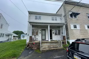 325-327 S Balliet St, Frackville, PA 17931 - Photo 1