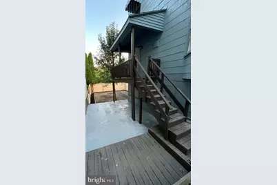 229 W Wallace Street, Pottsville, PA 17901 - Photo 2