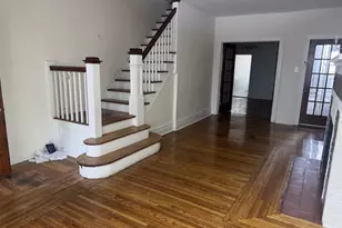 27 E Oak St, Shenandoah, PA 17976 - Photo 4