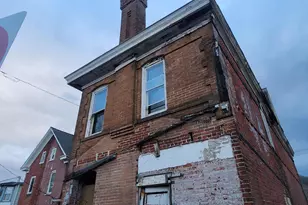 221 Cedar St, Tamaqua, PA 18252 - Photo 14