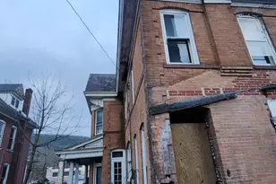 221 Cedar St, Tamaqua, PA 18252 - Photo 16