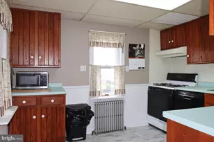 305 Dock St, Schuylkill Haven, PA 17972 - Photo 10