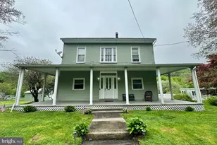 2406 Railroad St, Mahanoy Plane, PA 17949 - Photo 2