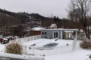 2406 Railroad St, Mahanoy Plane, PA 17949 - Photo 86