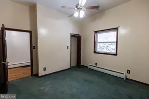 2406 Railroad St, Mahanoy Plane, PA 17949 - Photo 8