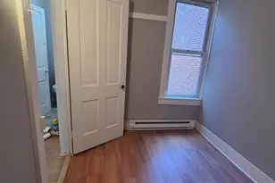 129 N White St, Shenandoah, PA 17976 - Photo 6