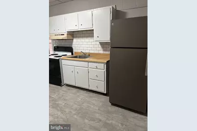 129 N White Street, Shenandoah, PA 17976 - Photo 8