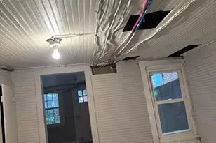 129 N White St, Shenandoah, PA 17976 - Photo 16