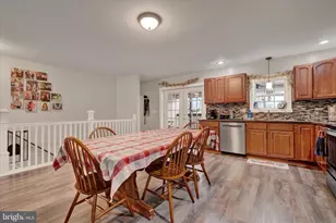 11 Hillside Dr, Pine Grove, PA 17963 - Photo 14