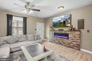 36 S Coal St, Port Carbon, PA 17965 - Photo 4