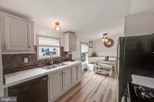 15C Frieden Manor, Schuylkill Haven, PA 17972 - Photo 4