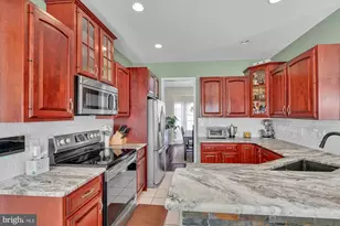 6 Jackson Rd, Pottsville, PA 17901 - Photo 2