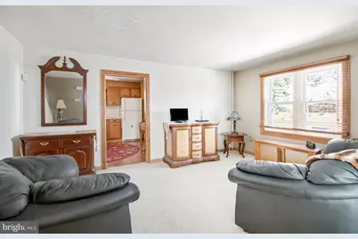 169 W Weston Place, Shenandoah, PA 17976 - Photo 8