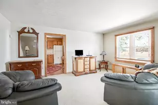 169 W Weston Pl, Shenandoah, PA 17976 - Photo 8