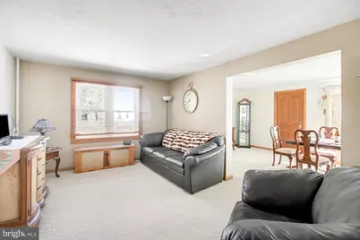 169 W Weston Place, Shenandoah, PA 17976 - Photo 10