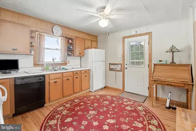 169 W Weston Place, Shenandoah, PA 17976 - Photo 12