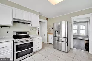 302 Fleet St, Pottsville, PA 17901 - Photo 14