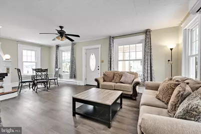 302 Fleet Street, Pottsville, PA 17901 - Photo 2