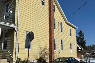 236 N Pine St, Tremont, PA 17981 - Photo 2