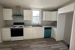 236 N Pine St, Tremont, PA 17981 - Photo 8