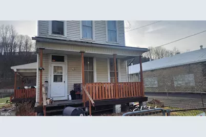143 W Railroad Street, Pottsville, PA 17901 - Photo 2