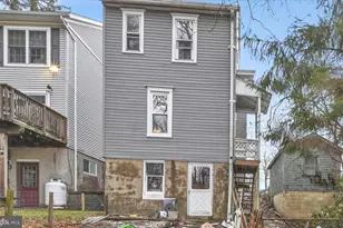 935 N Centre St, Pottsville, PA 17901 - Photo 30