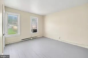 406 E Wiconisco Ave, Tower City, PA 17980 - Photo 8
