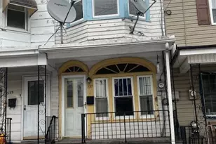 337 S Jardin St, Shenandoah, PA 17976 - Photo 2