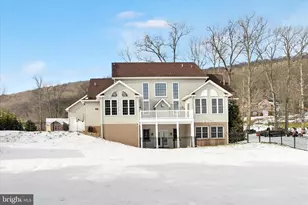 4 Jackson Rd, Pottsville, PA 17901 - Photo 2
