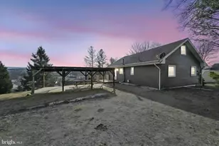 1881 Running Deer Dr, Auburn, PA 17922 - Photo 34