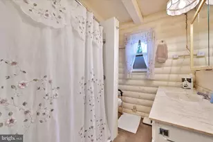 1881 Running Deer Dr, Auburn, PA 17922 - Photo 16