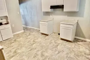 339 W Preston Ave, Girardville, PA 17935 - Photo 10