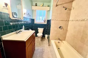 222 S Center St, Frackville, PA 17931 - Photo 10