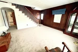 222 S Center St, Frackville, PA 17931 - Photo 2