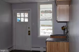 319 N Columbia St, Tamaqua, PA 18252 - Photo 6