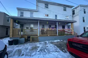 35 Vine St, Tamaqua, PA 18252 - Photo 1