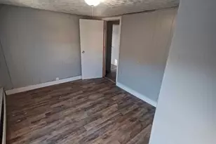 100 N John St, Girardville, PA 17935 - Photo 16