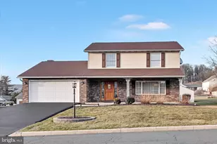 611 N Orchard Ave, Schuylkill Haven, PA 17972 - Photo 1