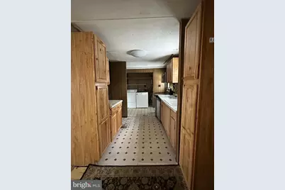 1063 Chestnut Street, Pottsville, PA 17901 - Photo 6