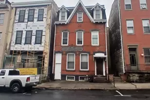 315 W Market St, Pottsville, PA 17901 - Photo 2
