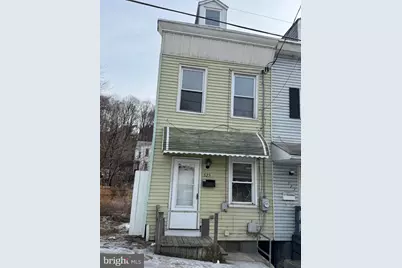 525 E Market Street, Pottsville, PA 17901 - Photo 1