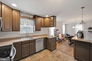 1611 Elk Ave, Pottsville, PA 17901 - Photo 14