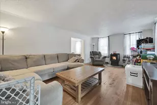 1611 Elk Ave, Pottsville, PA 17901 - Photo 2